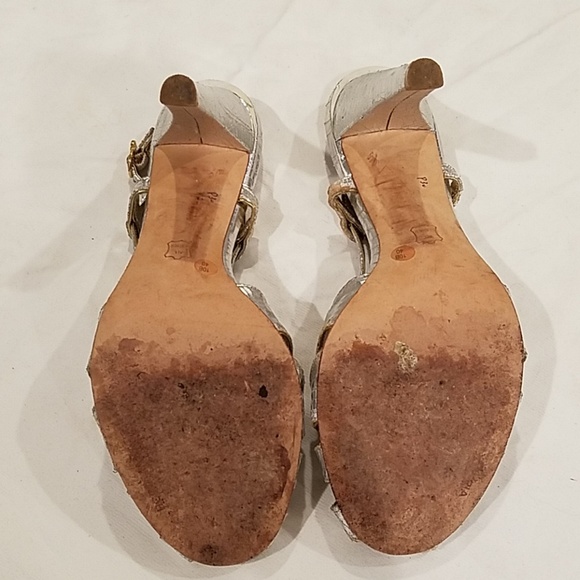 BCBGMAXAZRIA silver heels size 10 - Picture 5 of 8